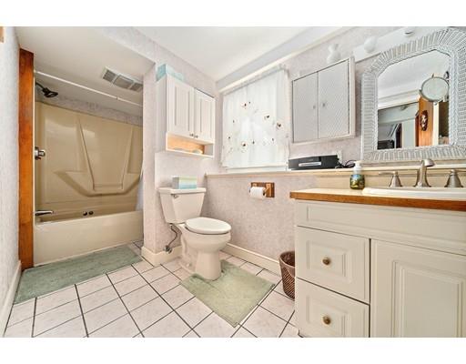 116 Burroughs Road Braintree, MA 02184 - Photo 19 of 30 Gallery Image 19