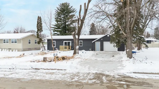 $225,000 | 161 South Johnson Street, Berlin, WI 54923