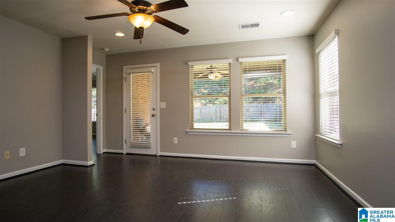5728 Park Side Road Hoover, AL 35244 - Photo 8 of 30