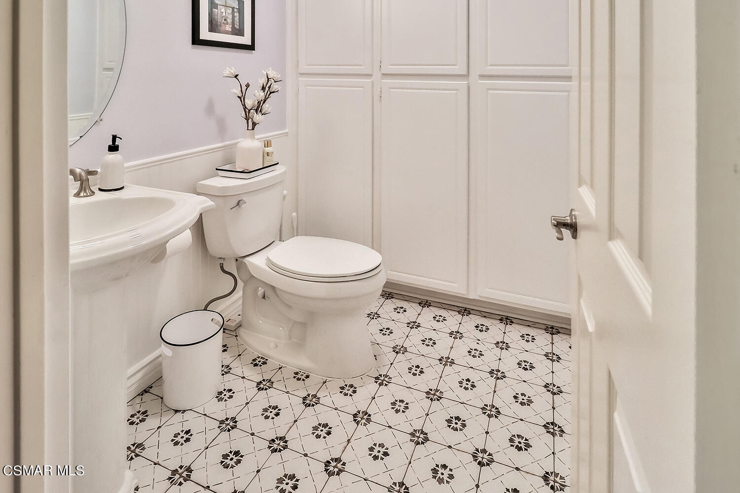 4904 Promenade Street Simi Valley, CA 93063 - Photo 15 of 63 a bathroom with a toilet and a shower