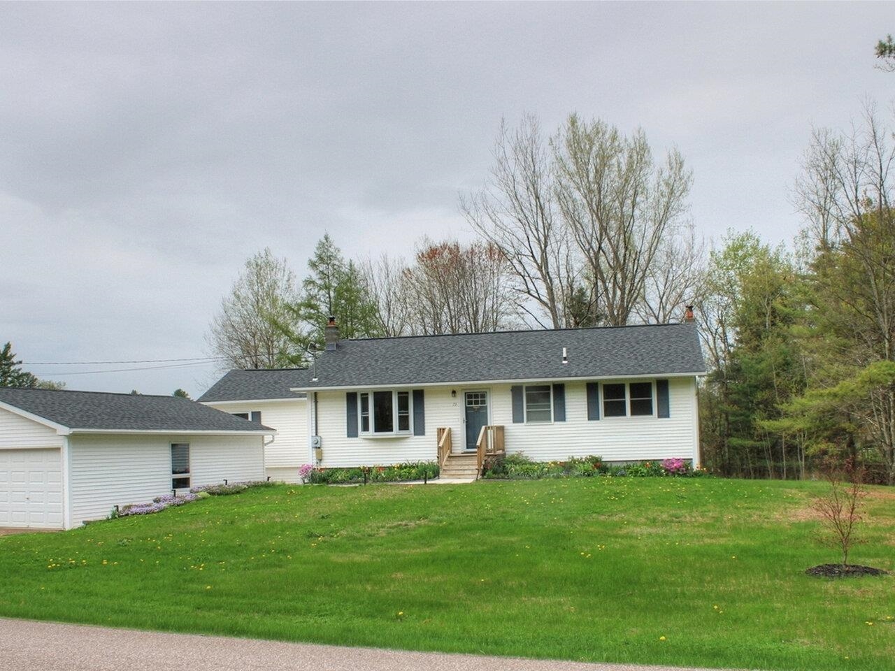 73 Cobble Hill Road Milton, VT 05468 - Photo 1 of 45 Gallery Image 1