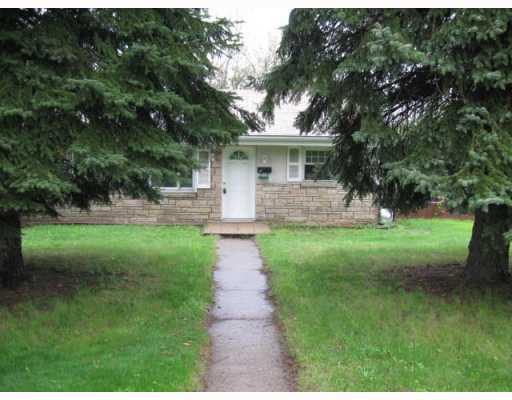 417 Beatty Road Monroeville, PA 15146 - Photo 3 of 10 Exterior Front.