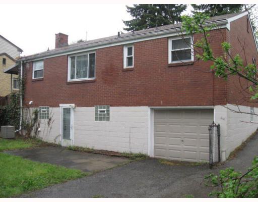 417 Beatty Road Monroeville, PA 15146 - Photo 9 of 10 Exterior Back.