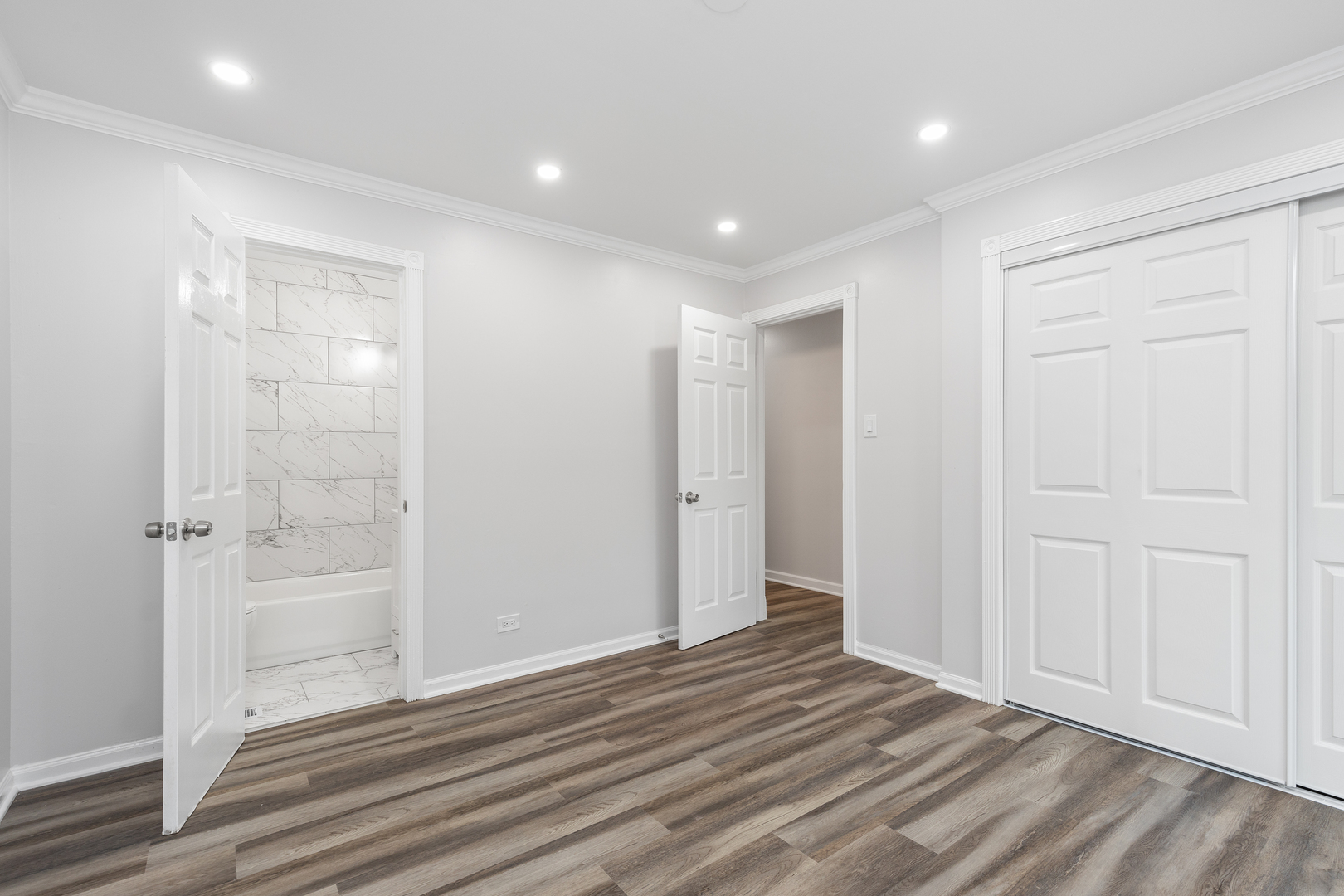 388 Nancy Lane Wheeling, IL 60090 - Photo 14 of 22 a view of wooden floor and closet in a room