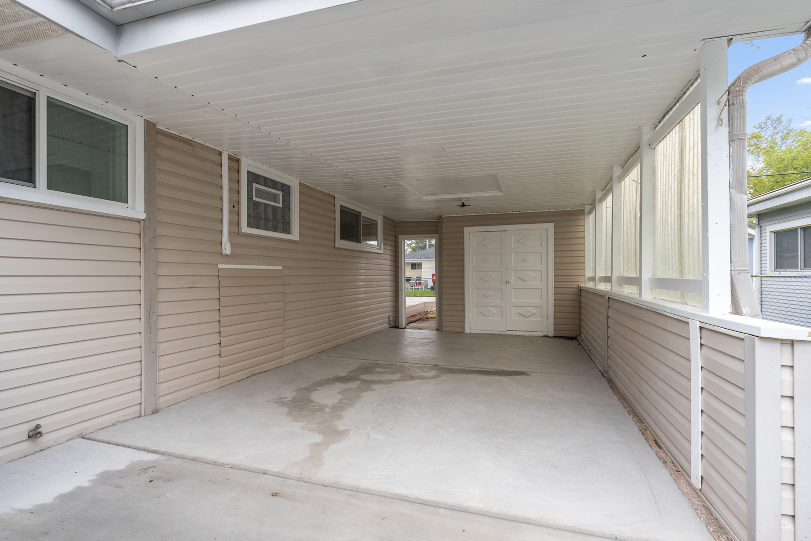 388 Nancy Lane Wheeling, IL 60090 - Photo 17 of 22