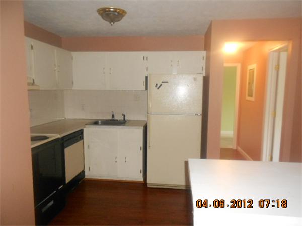 392 Great Road, Unit B201 Acton, MA 01720 - Photo 6 of 7 Gallery Image 6