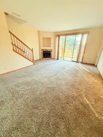 $2,250 | 705 Blossom Court, Naperville, IL 60540