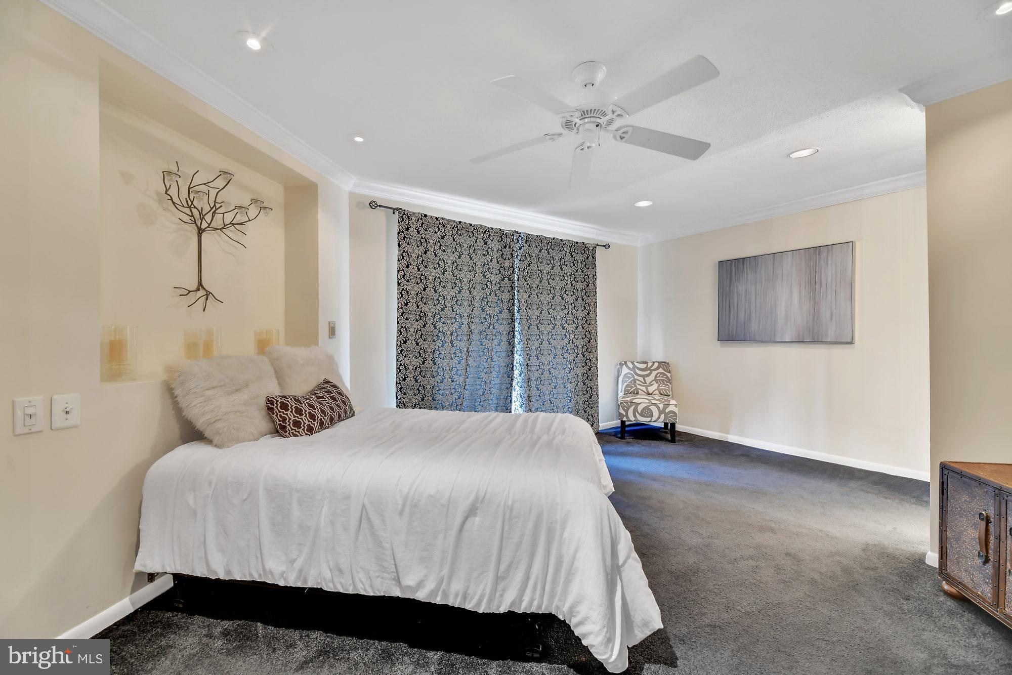11 Cross Keys Road, Unit 11E Baltimore, MD 21210 - Photo 15 of 26 Gallery Image 15
