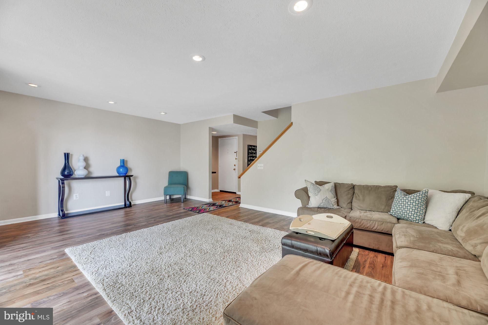 11 Cross Keys Road, Unit 11E Baltimore, MD 21210 - Photo 5 of 26 Gallery Image 5