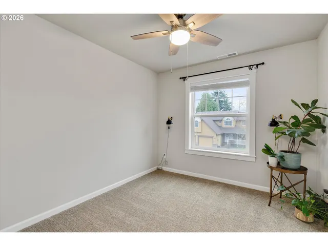 $579,900 | 1460 Southeast 9th Avenue, Canby, OR 97013