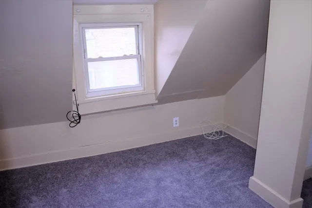 $2,000 | 4835 West Congress Parkway, Chicago, IL 60644