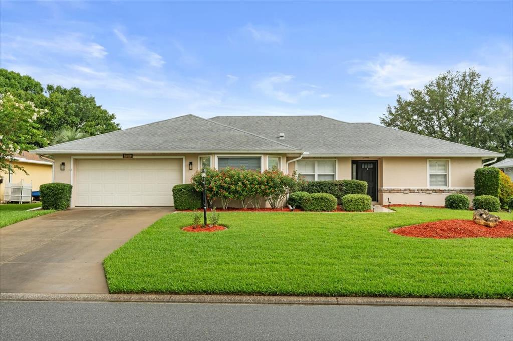 27100 Racquet Circle Leesburg, FL 34748 - Photo 1 of 1 Gallery Image 1