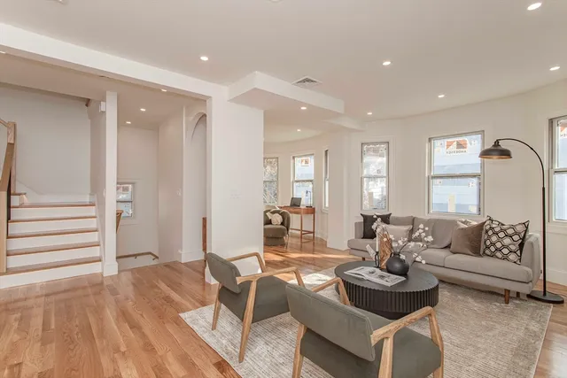 $2,999,000 | 123-125 Mt Vernon Street, Newton, MA 02465