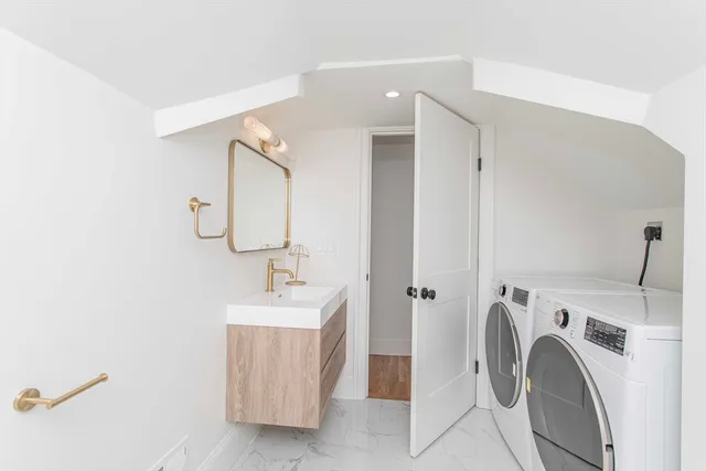 $2,999,000 | 123-125 Mt Vernon Street, Newton, MA 02465