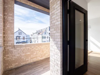 $1,295,000 | 2471 North Clybourn Avenue, Unit 1, Chicago, IL 60614