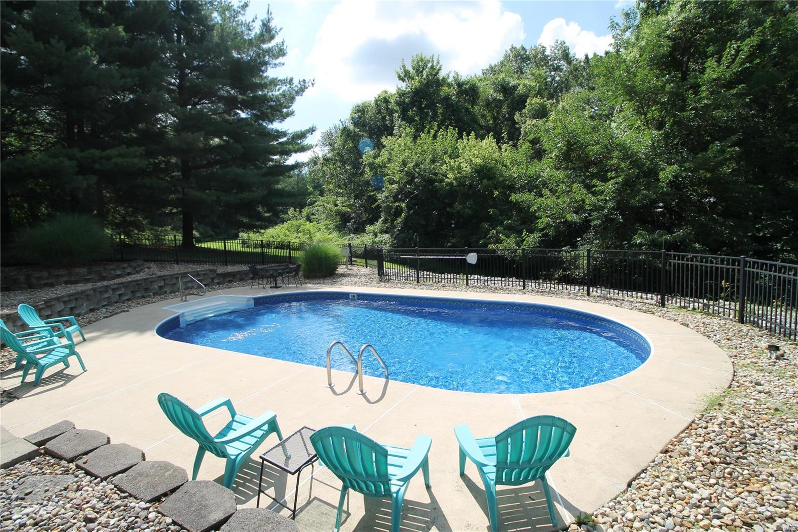 546 Troy Ofallon Road Troy, IL 62294 - Photo 3 of 59