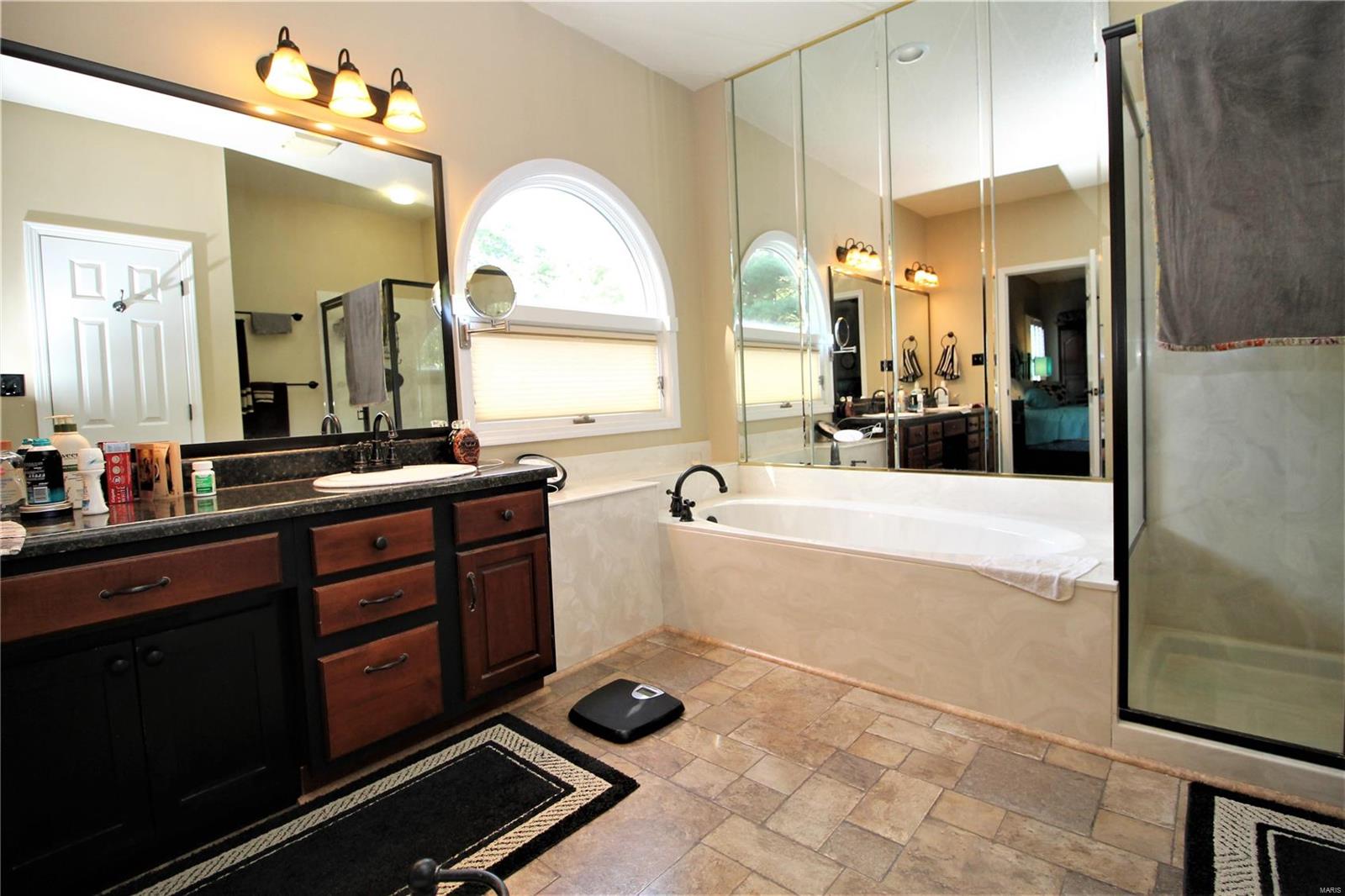 546 Troy Ofallon Road Troy, IL 62294 - Photo 24 of 59
