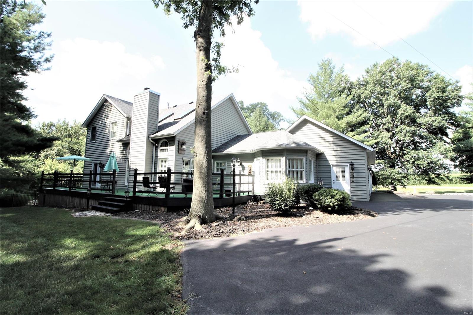 546 Troy Ofallon Road Troy, IL 62294 - Photo 5 of 59