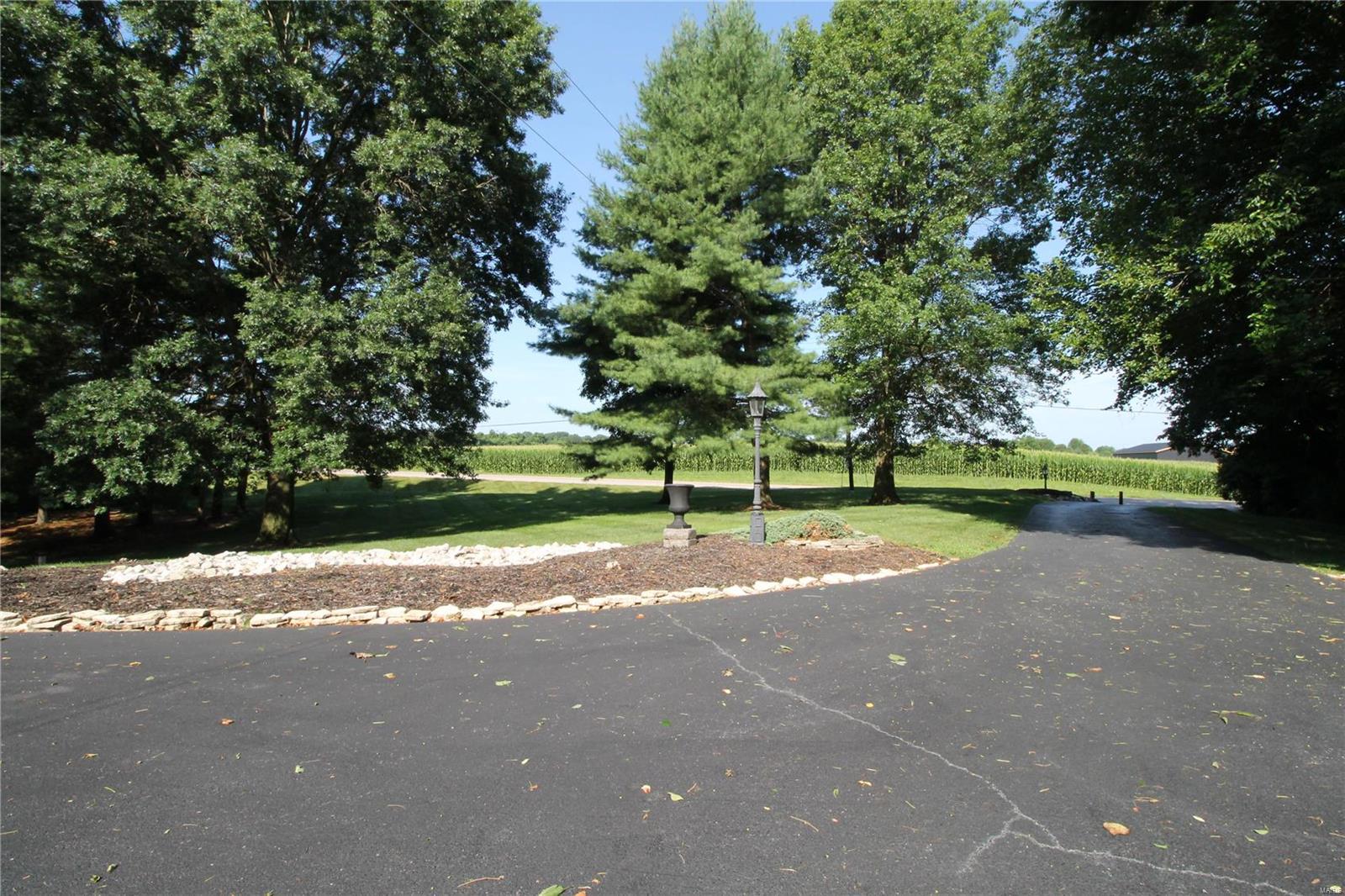 546 Troy Ofallon Road Troy, IL 62294 - Photo 50 of 59