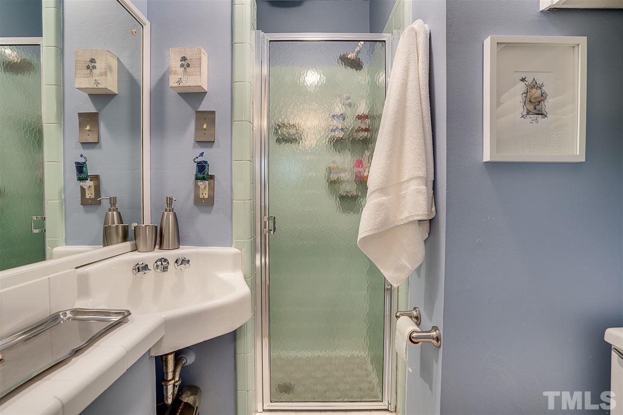 1305 Westfield Avenue Raleigh, NC 27607 - Photo 18 of 25