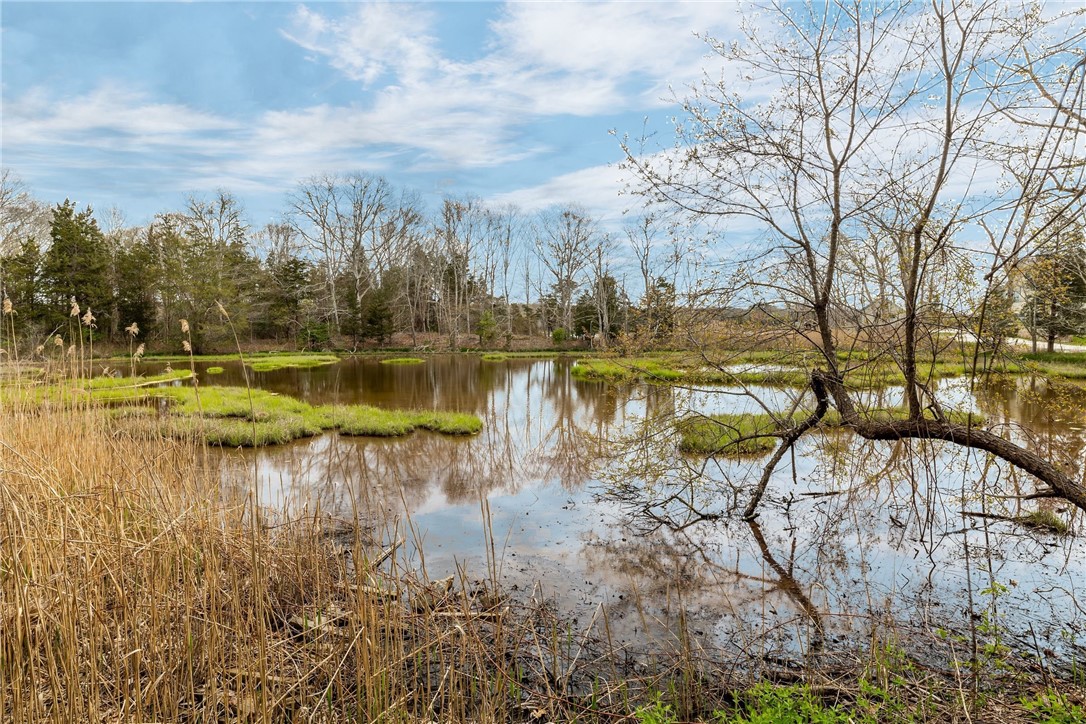 64 Old Harbor Road Westport, MA 02790 - Photo 3 of 20