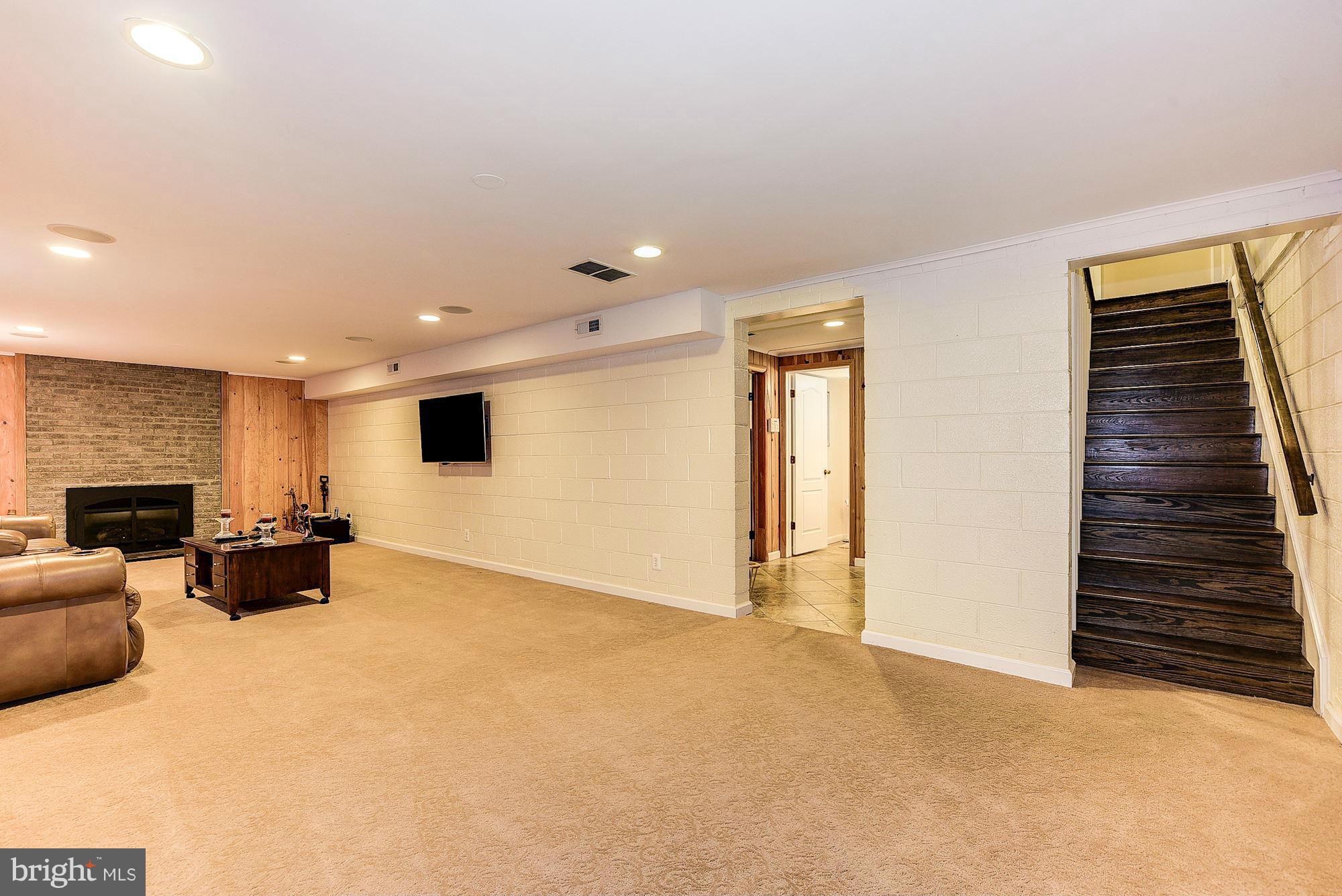508 Apple Grove Road Silver Spring, MD 20904 - Photo 23 of 30 Family Room
