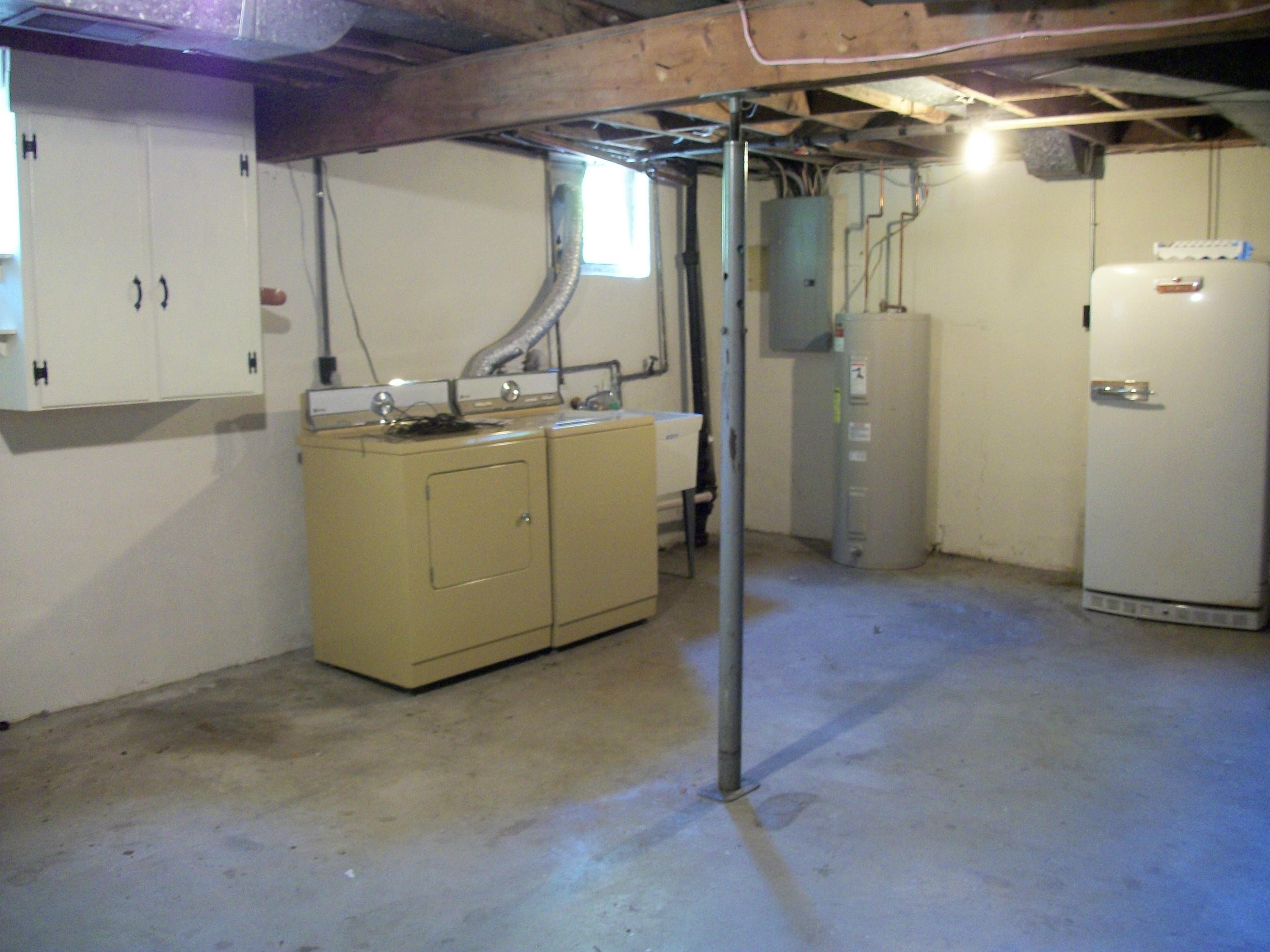 2319 York Road Southwest Roanoke, VA 24015 - Photo 14 of 20 100_1702