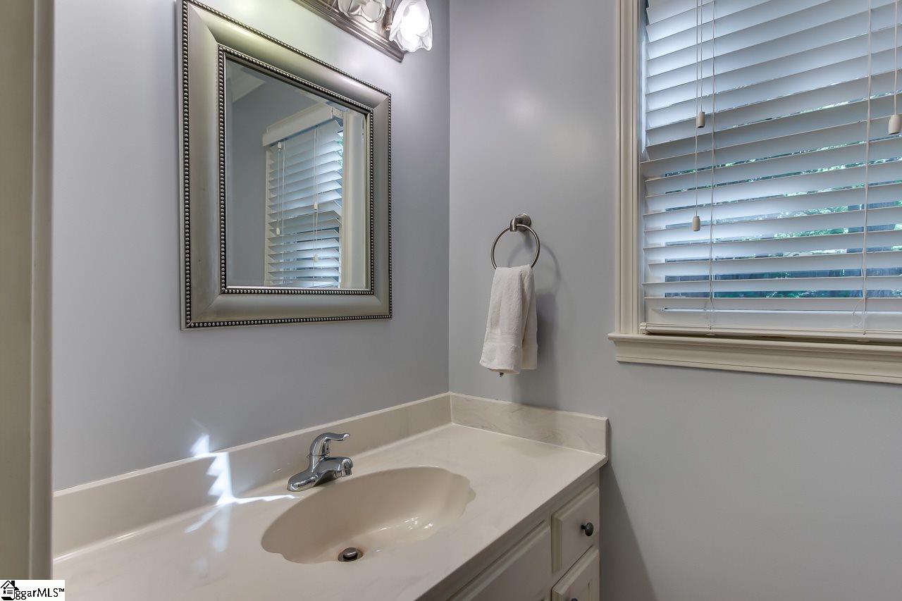 108 Hunting Ridge Court Simpsonville, SC 29680 - Photo 13 of 36 Gallery Image 13
