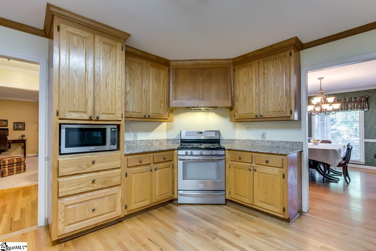108 Hunting Ridge Court Simpsonville, SC 29680 - Photo 15 of 36 Gallery Image 15