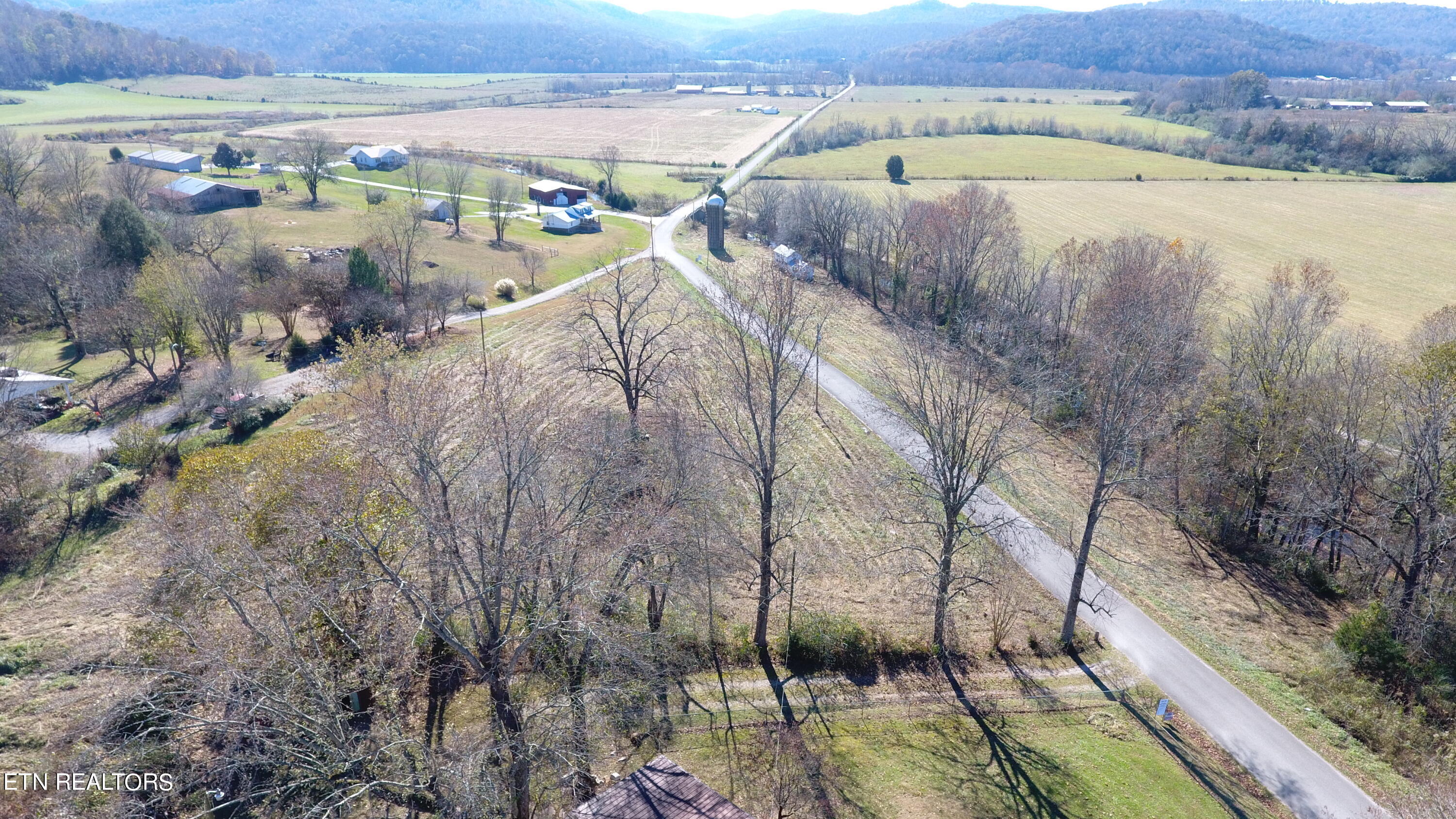 Rotten Fork Road Pall Mall, TN 38577 - Photo 20 of 24 crooks 1