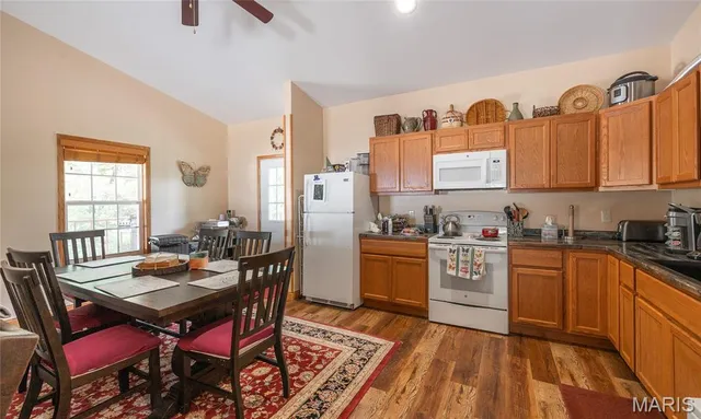 $395,000 | 585 North Skyline Drive, New Florence, MO 63363