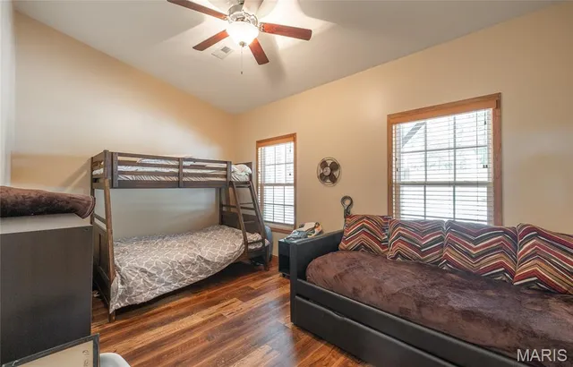 $395,000 | 585 North Skyline Drive, New Florence, MO 63363