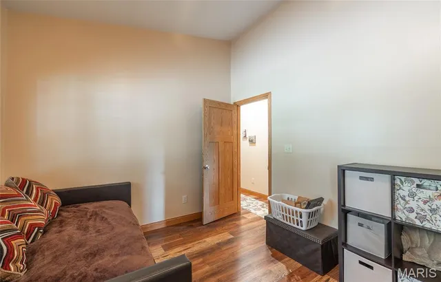 $395,000 | 585 North Skyline Drive, New Florence, MO 63363