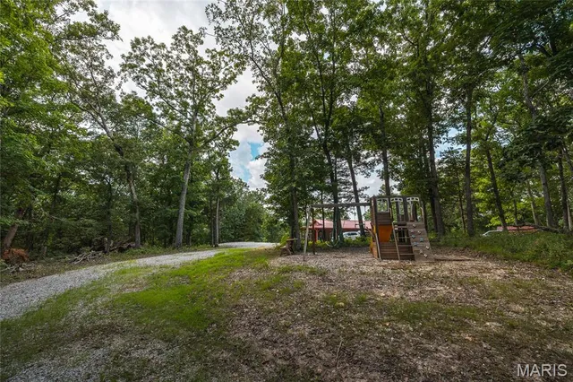 $395,000 | 585 North Skyline Drive, New Florence, MO 63363