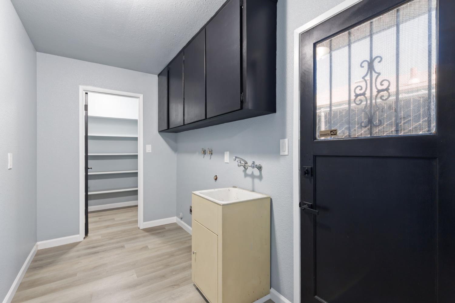 1667 South Plumas Street Fresno, CA 93706 - Photo 15 of 45