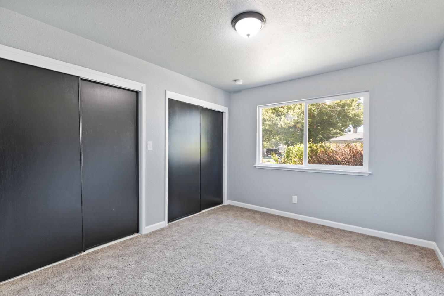 1667 South Plumas Street Fresno, CA 93706 - Photo 20 of 45