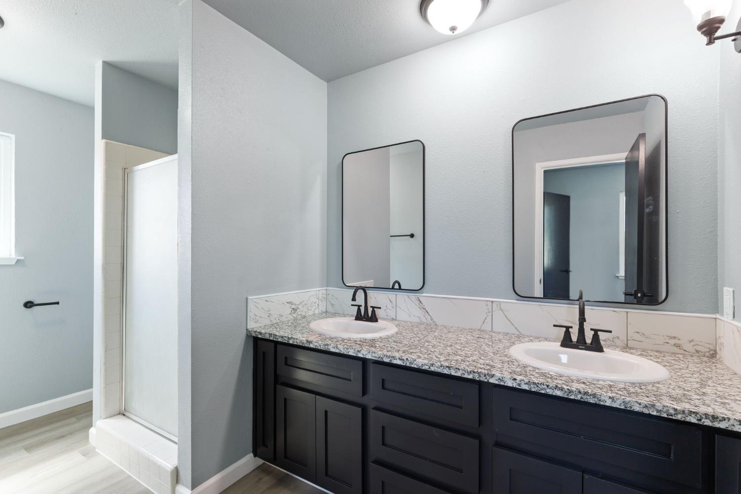 1667 South Plumas Street Fresno, CA 93706 - Photo 22 of 45