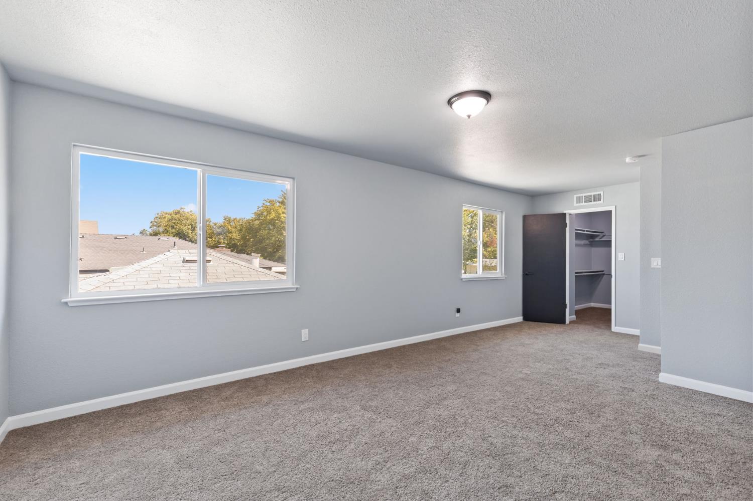 1667 South Plumas Street Fresno, CA 93706 - Photo 25 of 45