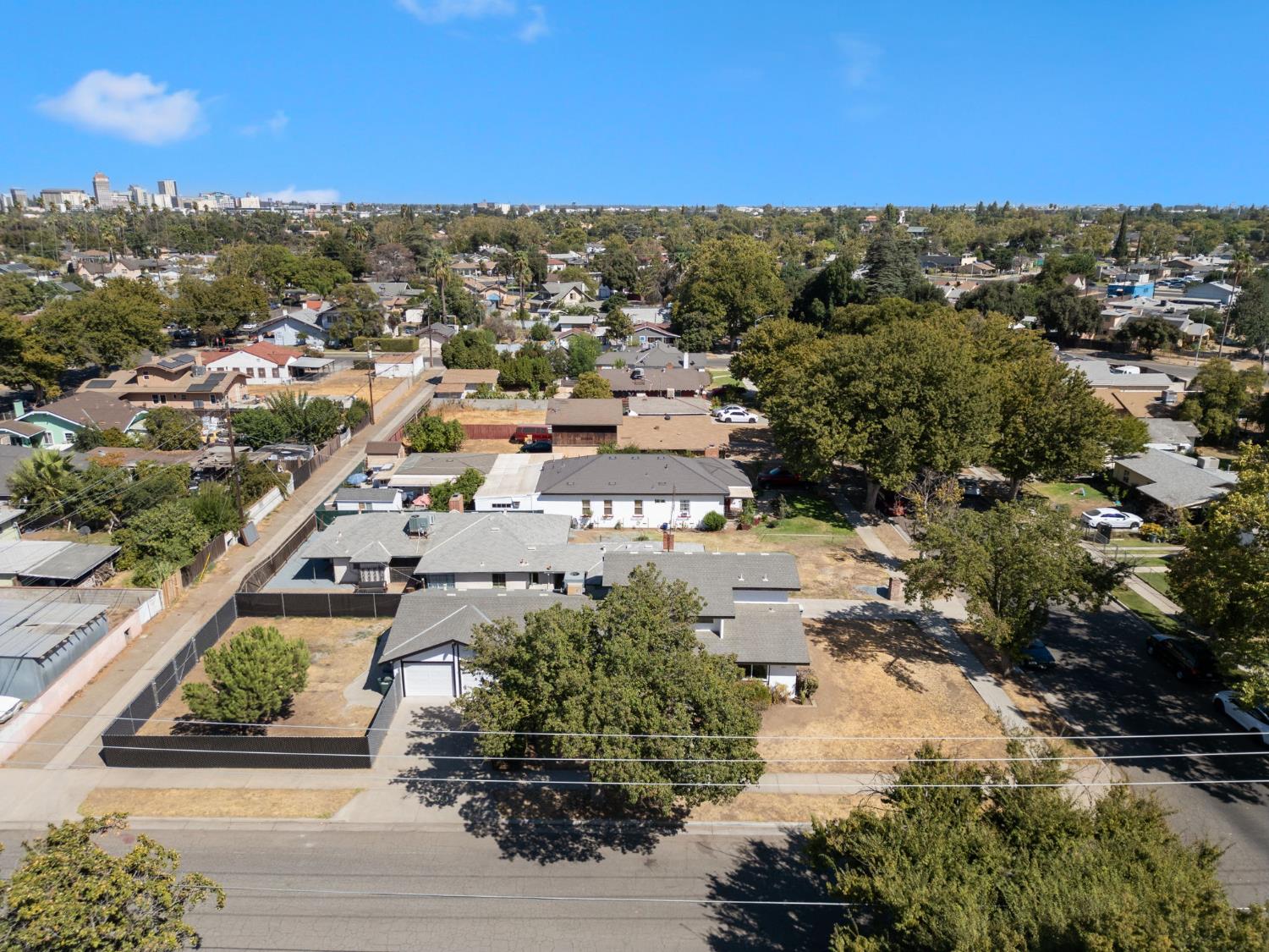 1667 South Plumas Street Fresno, CA 93706 - Photo 33 of 45