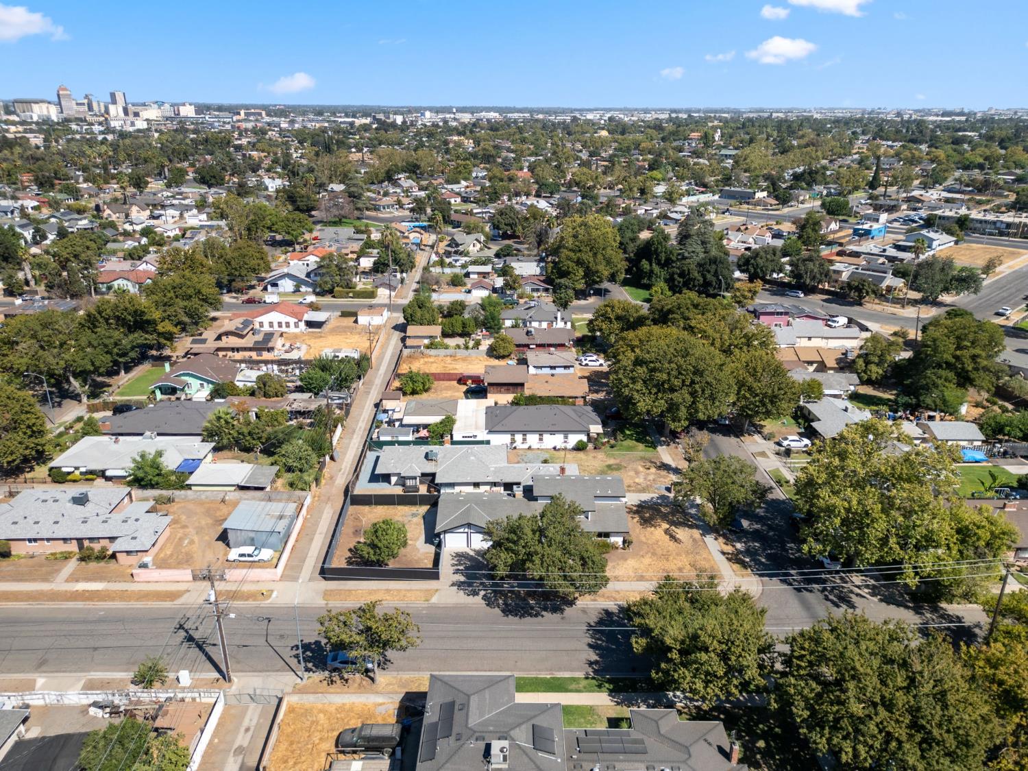 1667 South Plumas Street Fresno, CA 93706 - Photo 36 of 45
