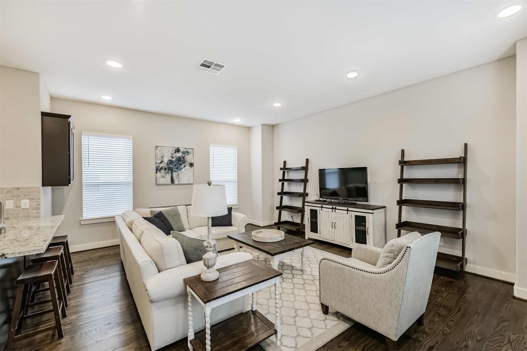 6623 Letein Street Houston, TX 77008 - Photo 23 of 37 Another view of the spacious living room.
