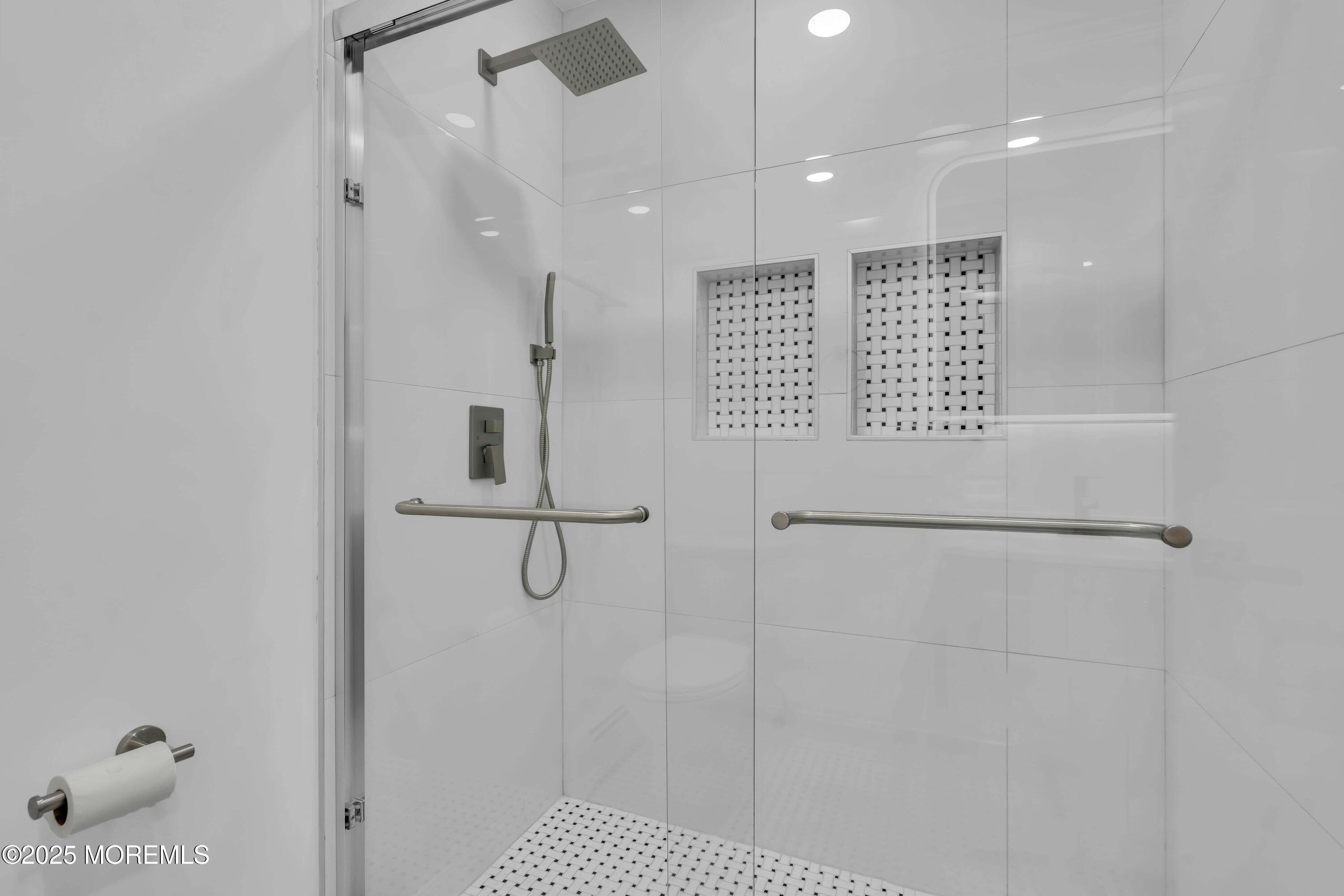 10 Aztec Court Toms River, NJ 08757 - Photo 43 of 57 033_dsc01093_483