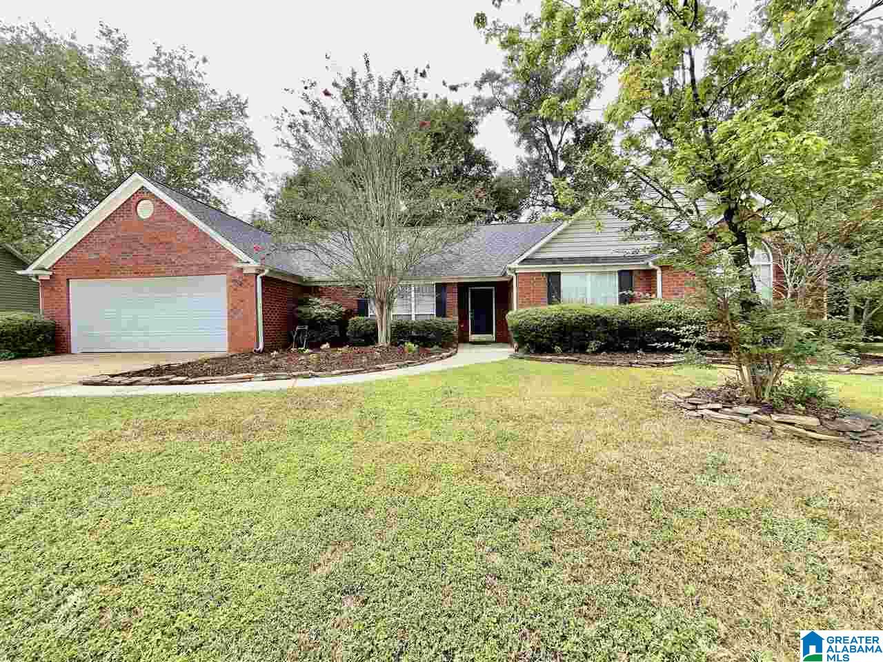 153 Summer Brook Lane Alabaster, AL 35007 - Photo 2 of 39