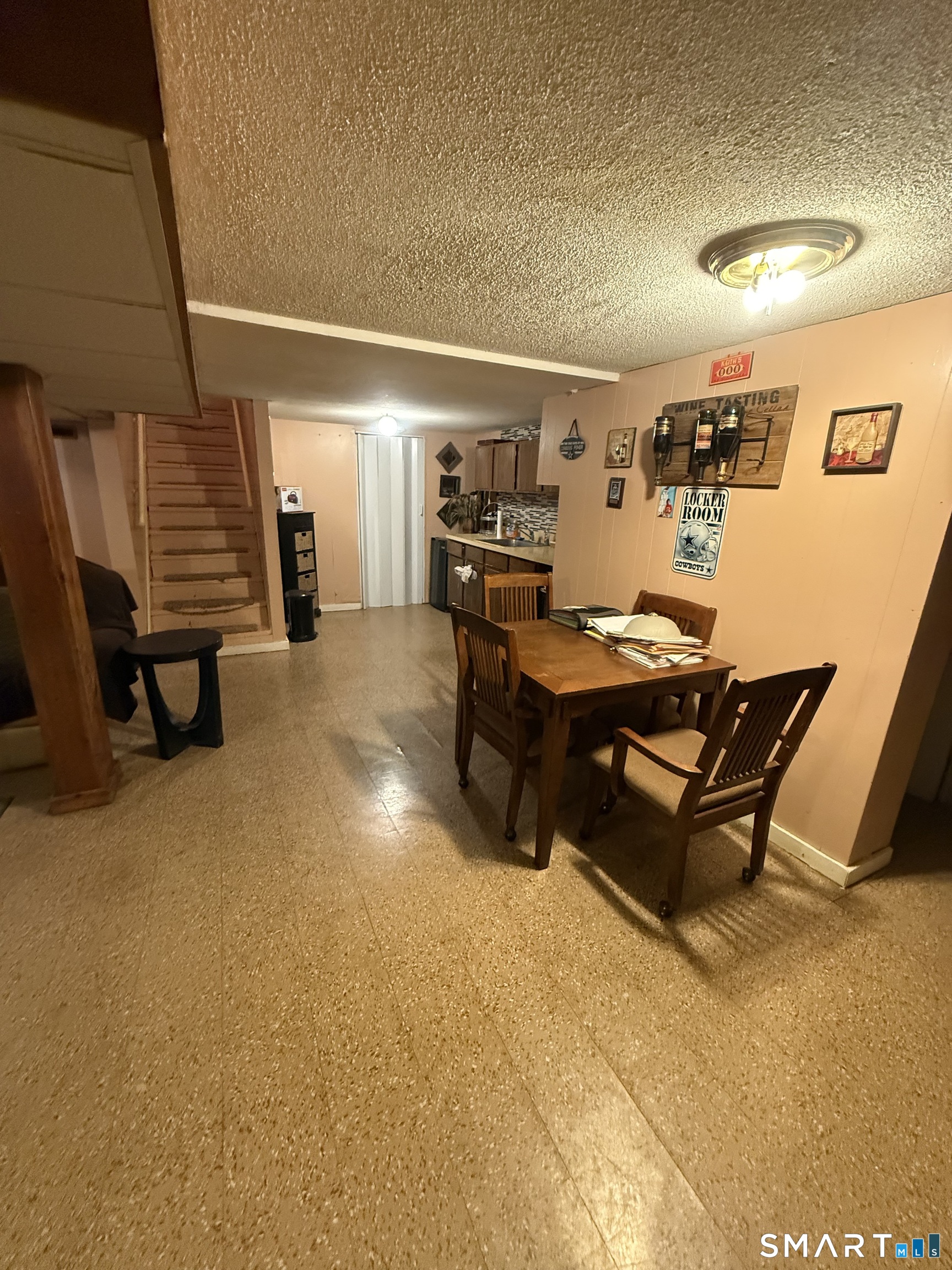 30 Twin Brook Road Hamden, CT 06514 - Photo 16 of 20