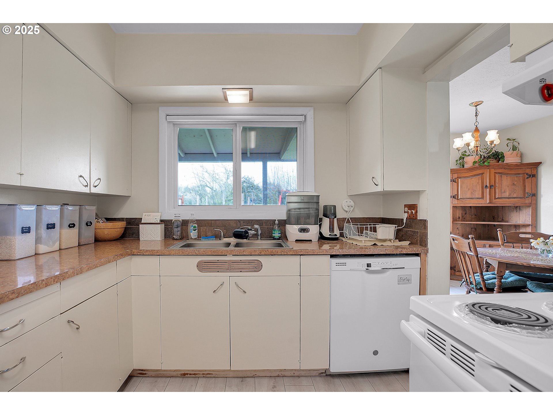 58089 Old Portland Road Warren, OR 97053 - Photo 14 of 35 Gallery Image 14