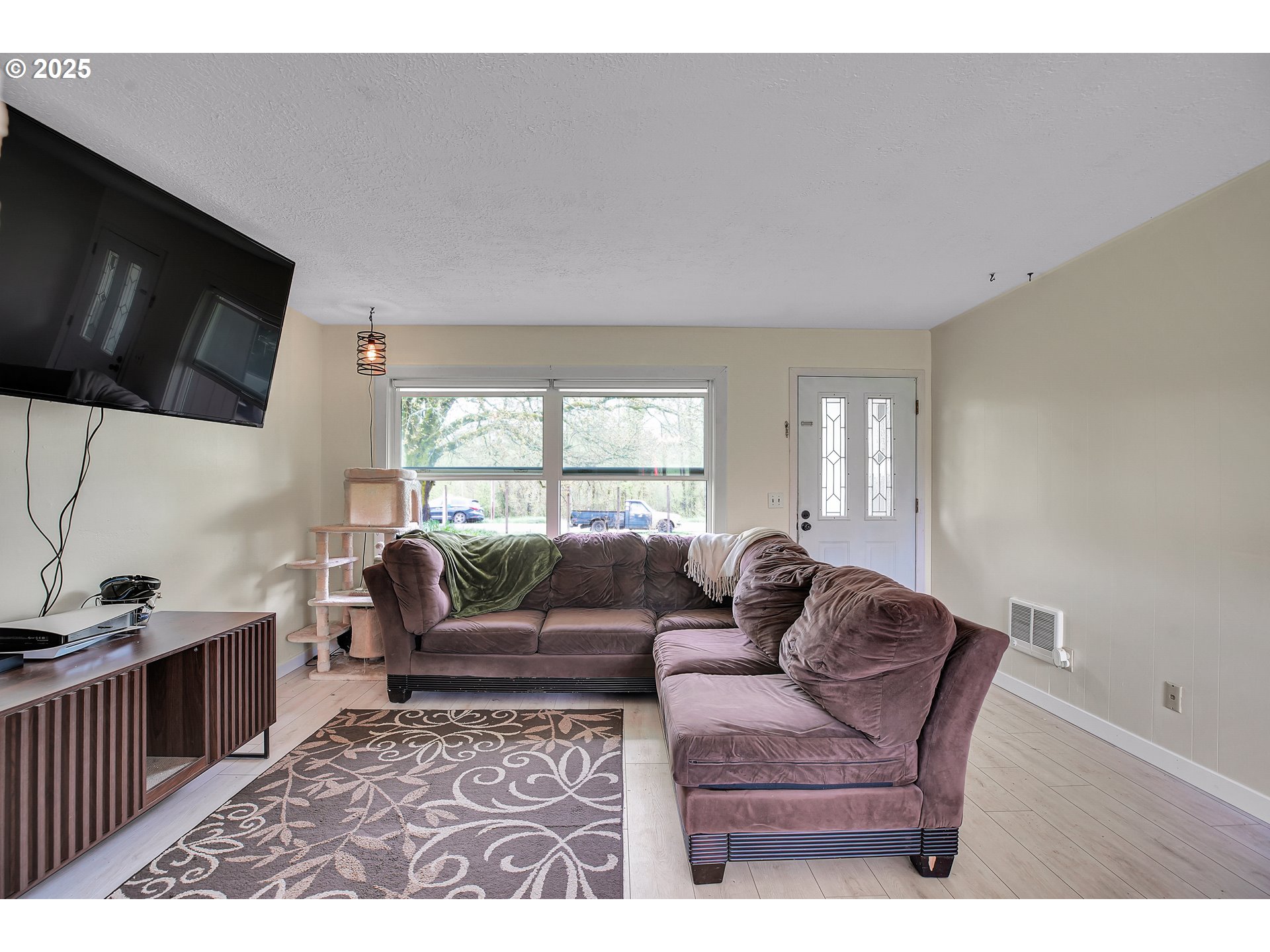 58089 Old Portland Road Warren, OR 97053 - Photo 7 of 35 Gallery Image 7