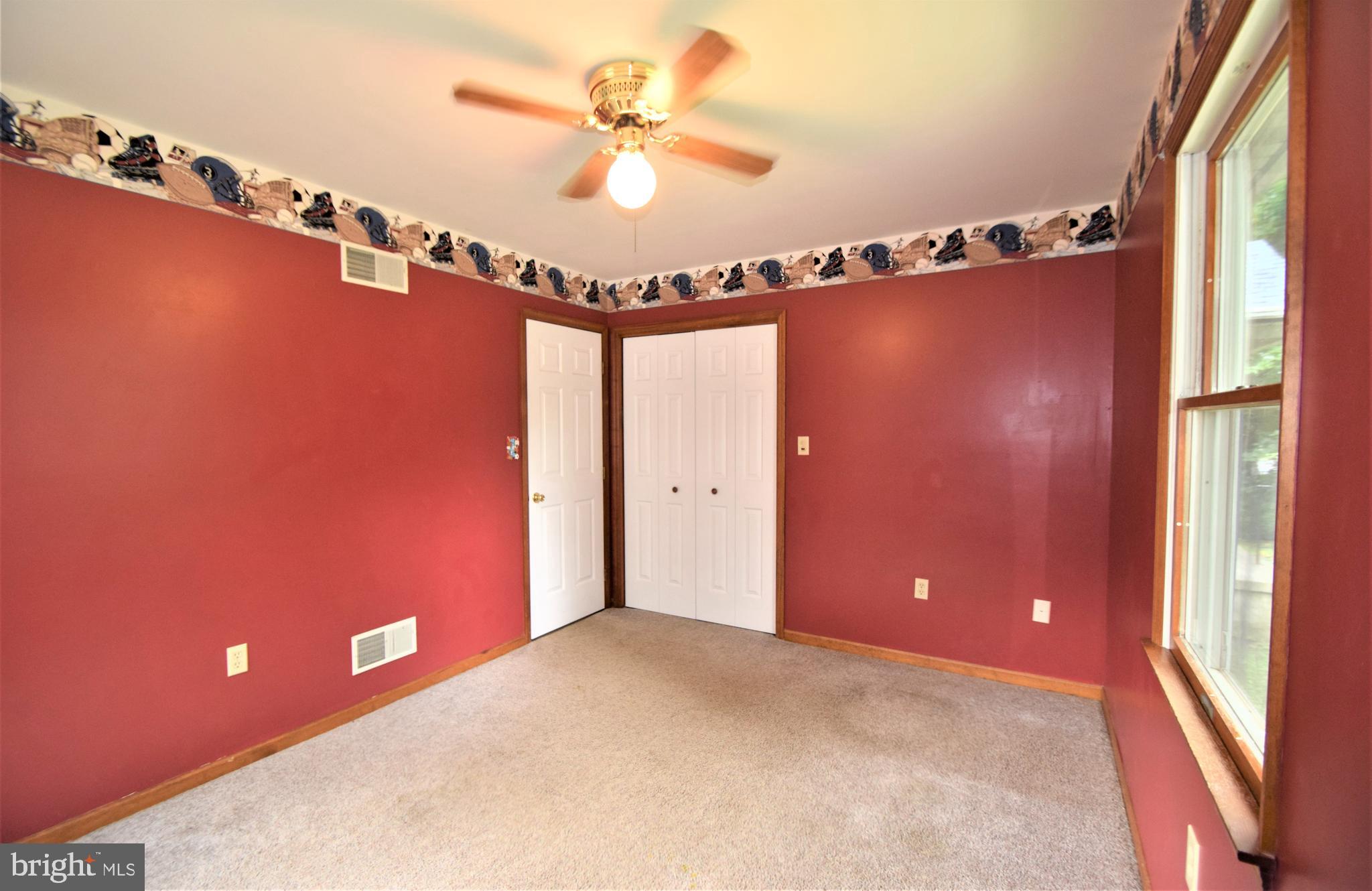 12 West Laurel Road Stratford, NJ 08084 - Photo 22 of 38