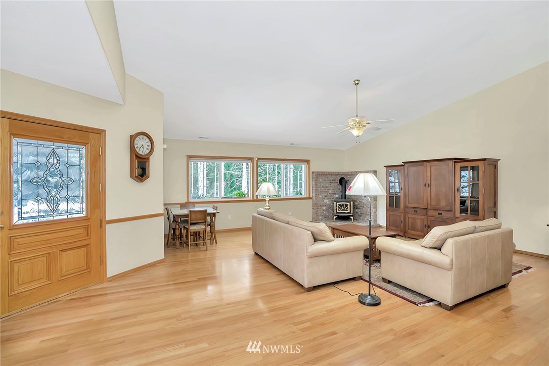 240 Spooner Road Chehalis, WA 98532 - Photo 8 of 34