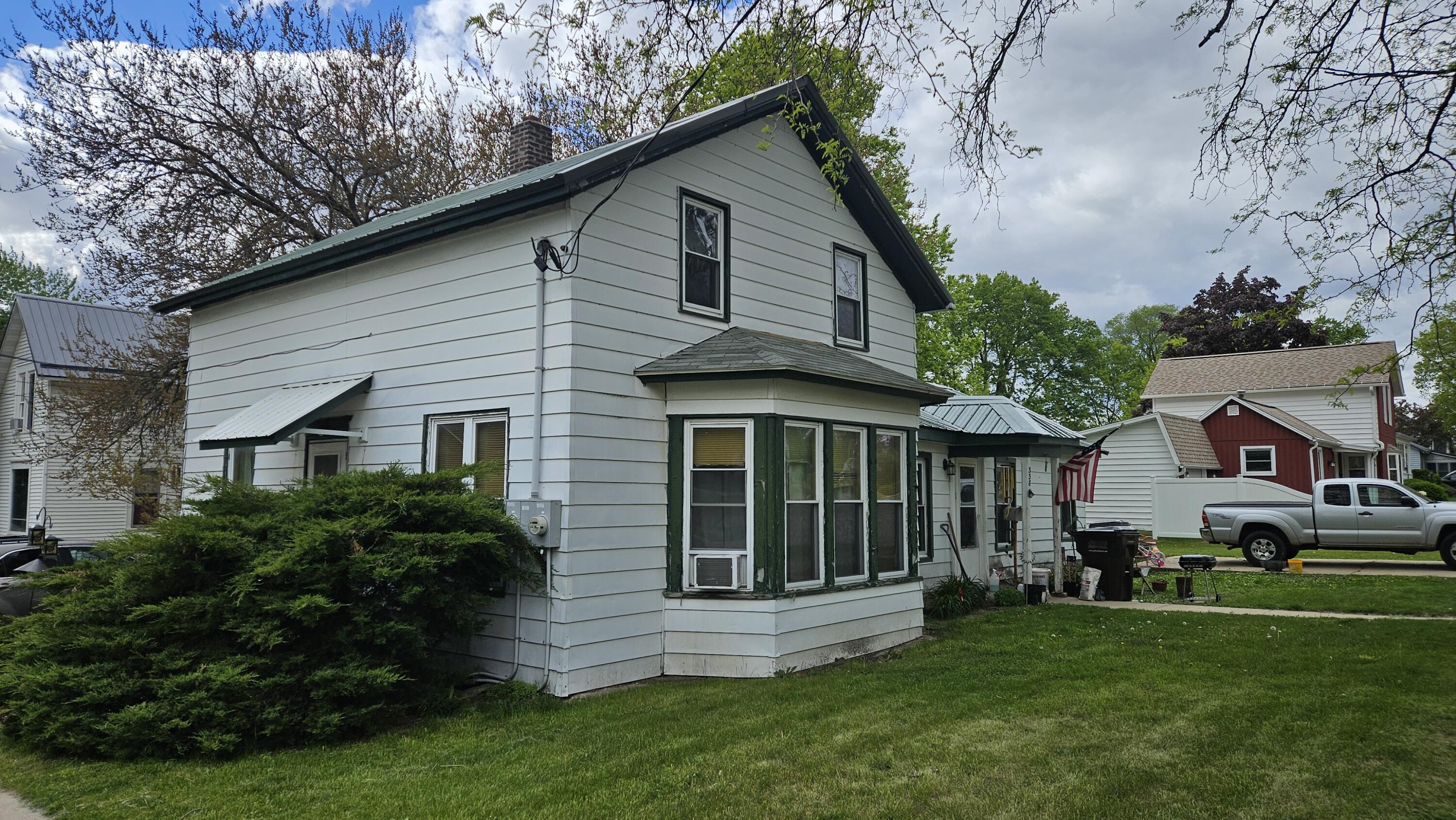 215 South 4th Street East Fort Atkinson, WI 53538 - Photo 1 of 11 20260513_160851