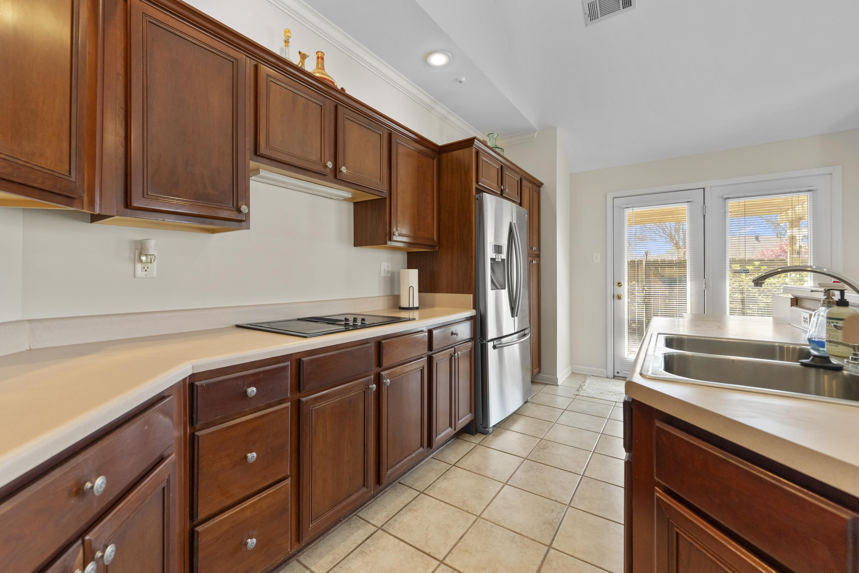 1701 Village Ridge Place Collierville, TN 38017 - Photo 12 of 40 Gallery Image 12